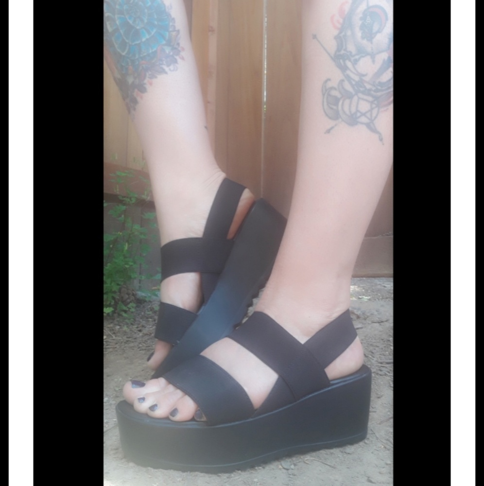 Platform sandles